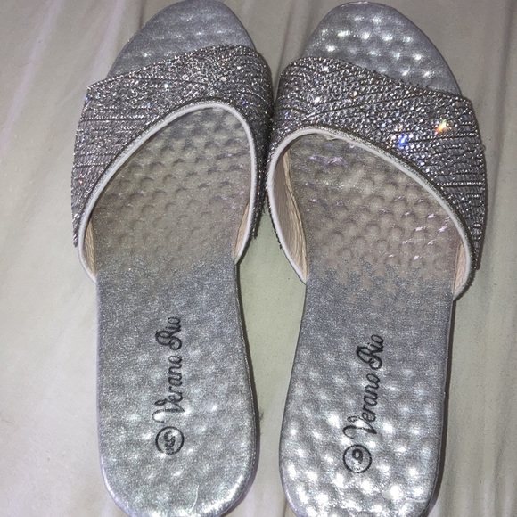 Silver sparkly wedge slides/mules size 9 - Picture 3 of 5